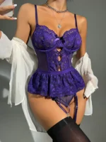 Sexy Love Body - Lingerie Dessous Set Bodysuit mit Rüschen, Herzstickerei, Strapsen und Strumpfhose – Bild 5