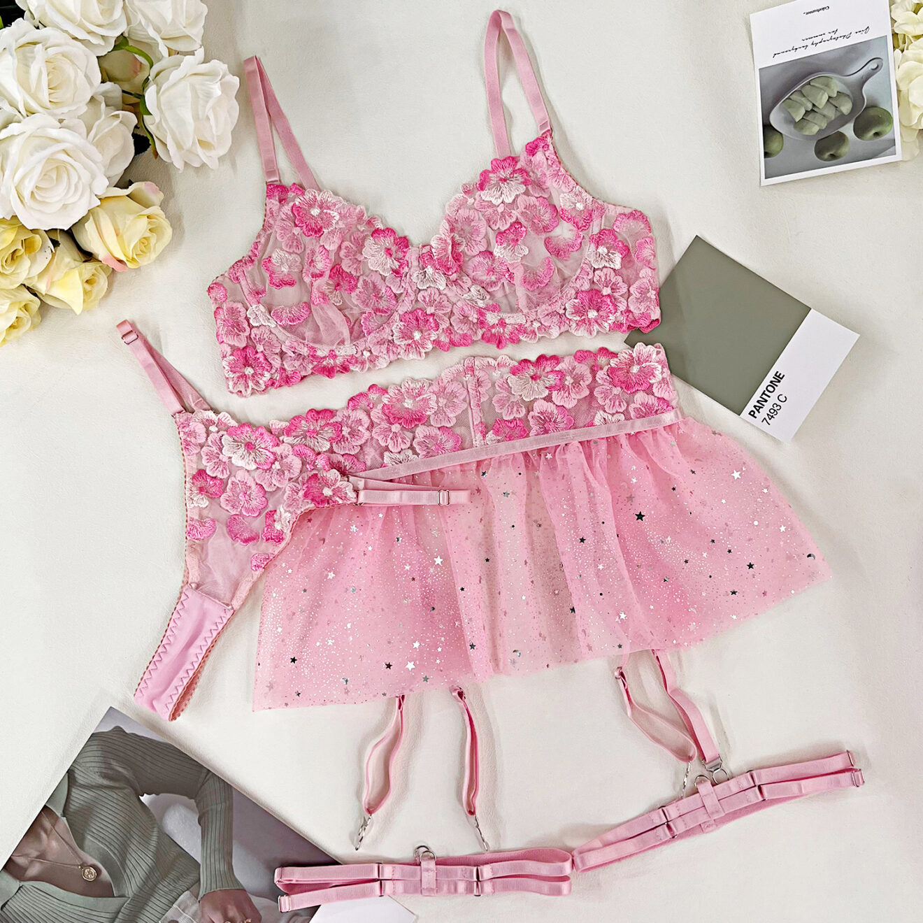 Phantasie Dessous Fee Rüsche Unterwäsche 3-tlg. Set - Feiner Luxus mit Stickerei, Erotisches Floral Outfit, Delikates Strumpfband Bilizna. – Bild 5
