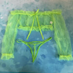 2-teiliges Dessous Set transparent Spitze Oberteil Off-Shoulder Rüschen Panty Thong Design - Verführerisch, sinnlich – Bild 6