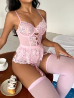 Sexy Bodysuit Frauen - Spitze Rückenfrei, Rosa, mit Spaghetti-Trägern - Clubwear inklusive Strümpfe – Bild 2