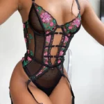 Romantisches Spitzen-Dessous-Set mit floraler Stickerei | 3-teilig inkl. BH & Höschen | verführerische Unterwäsche für Damen – Bild 5