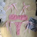 Sexy Spitzen-Dessous Set Damen zartrosa – Push-Up Balconette BH & String Slip mit Satinbändern, verführerisches Lingerie Set für romantische Nächte – Bild 7