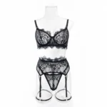Romantisches Spitzen-Lingerie-Set für Damen | Schwarz mit Mesh-Einsätzen | 3-teilig inkl. BH, Slip & Strumpfband | Hochwertige Reizwäsche – Bild 5