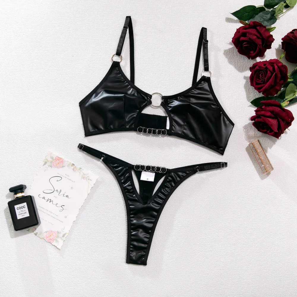 Verführerisches Lederoptik-Dessous-Set für Damen | 2-teilig mit Cut-Out-Details & runden Ringen | Drahtloser BH & sinnliche Reizwäsche – Bild 4