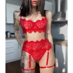 Romantisches Spitzen-Lingerie-Set für Damen | Schwarz mit Mesh-Einsätzen | 3-teilig inkl. BH, Slip & Strumpfband | Hochwertige Reizwäsche – Bild 4