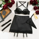 Sexy Dessous Set Spitzen-Body mit Patchwork Details 4-teilig schwarz – Bild 6