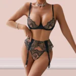 Lace Sexy Lingerie Set Attractive Chest Suspenders Ensemble Lingeries Femmes Delicate Sexy Embroidered See Through Underwear